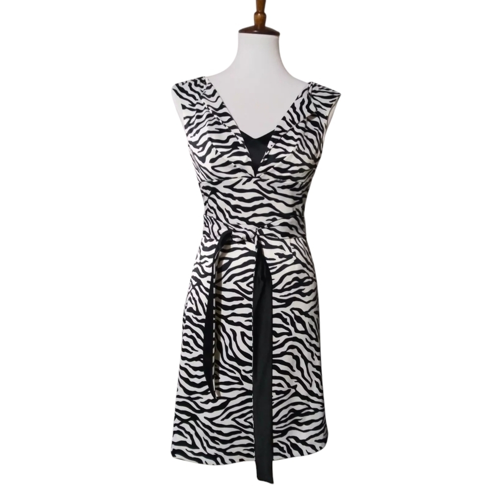 White House Black Market Black Ivory Zebra Print Satin Sheath Dress Size 0